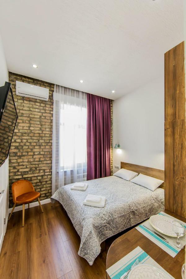 Apartamento Kyiv Cozy Loft Exterior foto